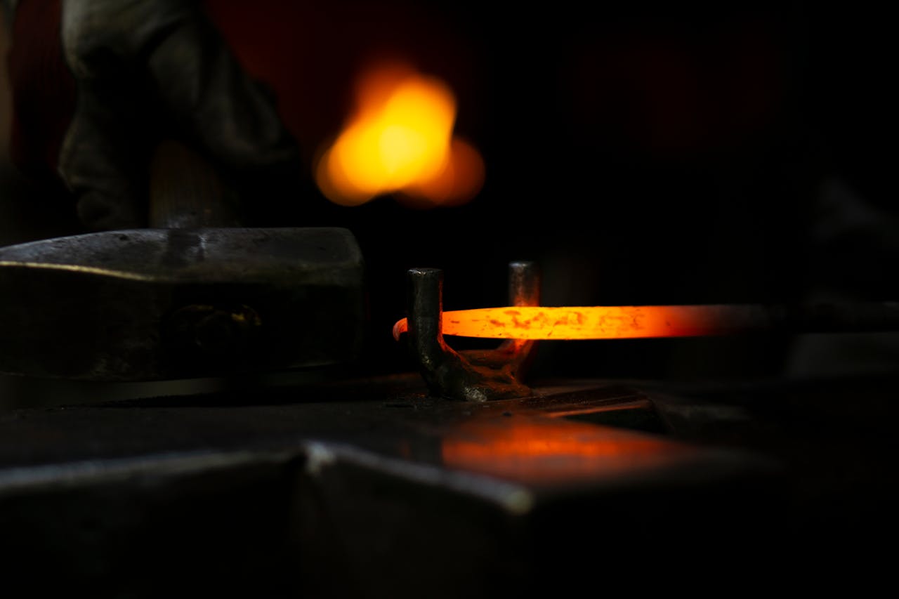 Thermal Expansion Calculator: Coefficients & Formulas